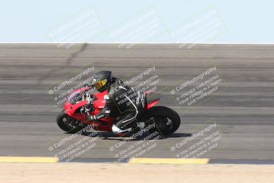 media/Apr-18-2025-CVMA Friday Practice (Fri) [[88baa45499]]/Racer 3/Session 2 (Bowl Pans)/